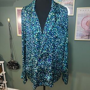 💕Molly Bracken Blue and Green Button Down Shirt Size M